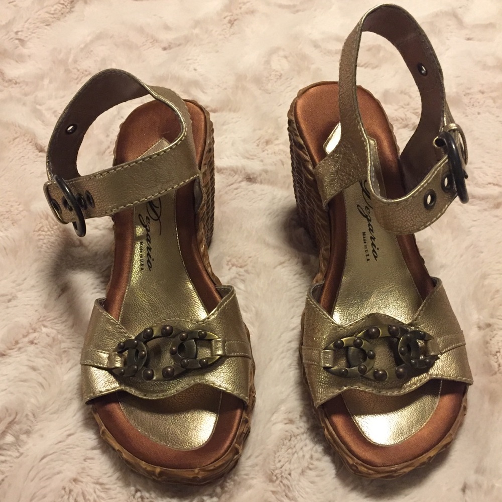 Dezario Gold Wooden Wedge Sandals